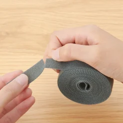 Bande de fixation velcro perforée