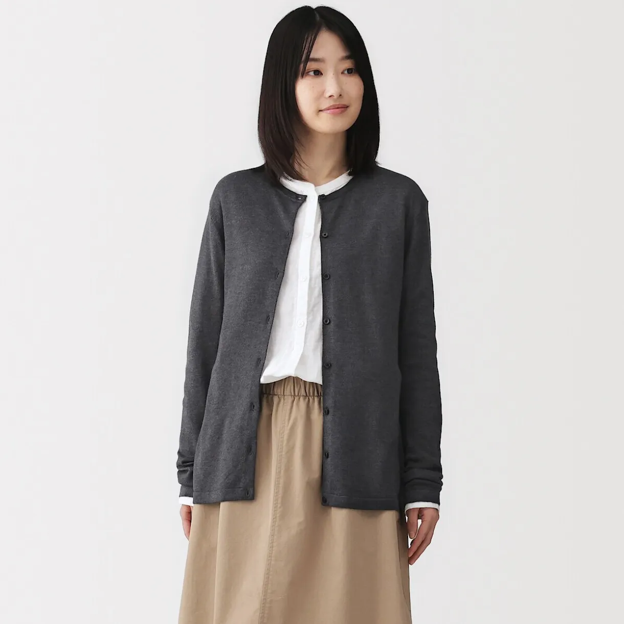 Cardigan à col ras du cou en mélange de fibres de soja pour femme