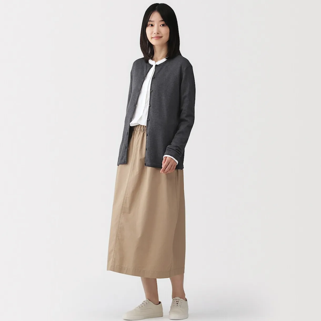 Cardigan à col ras du cou en mélange de fibres de soja pour femme