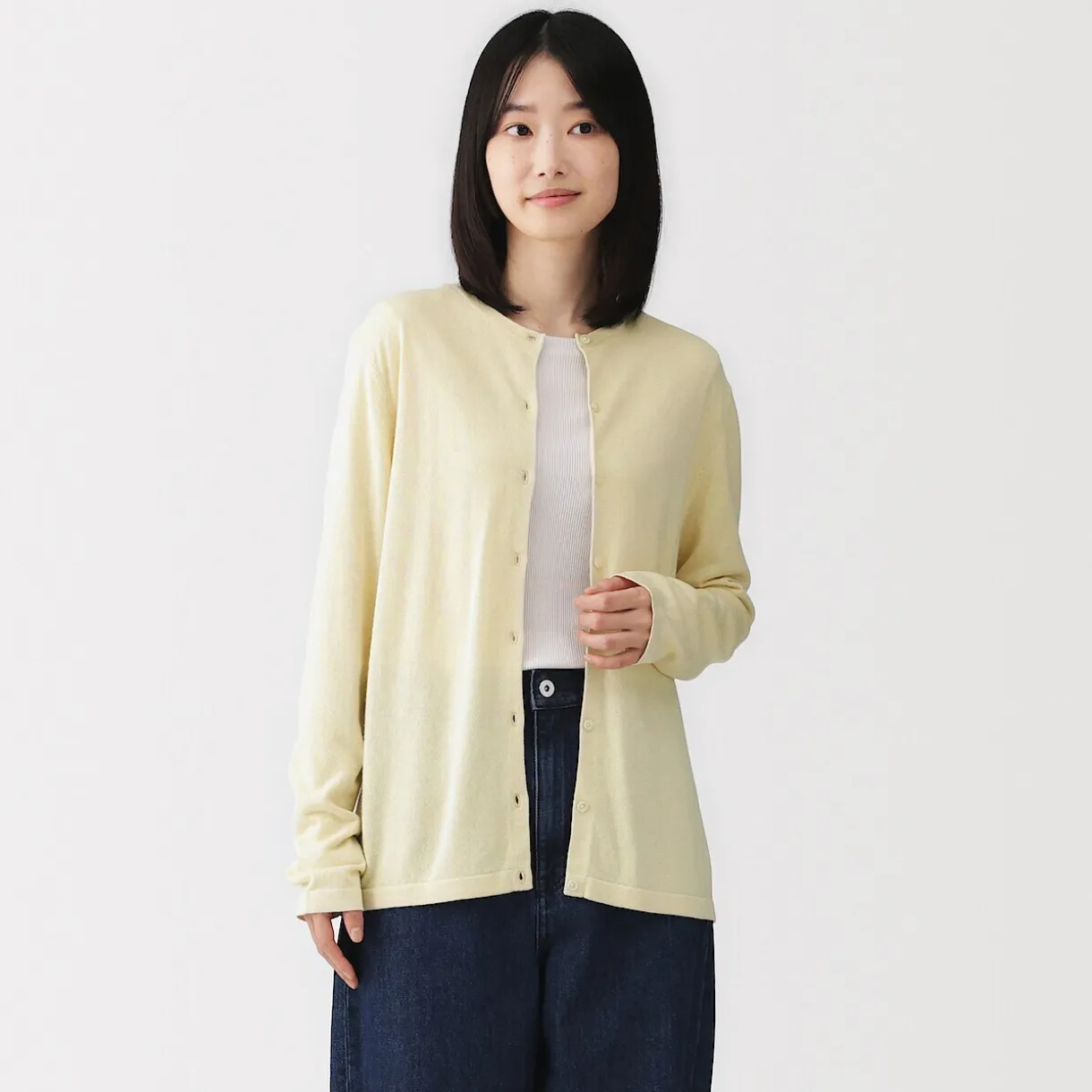 Cardigan à col ras du cou en mélange de fibres de soja pour femme