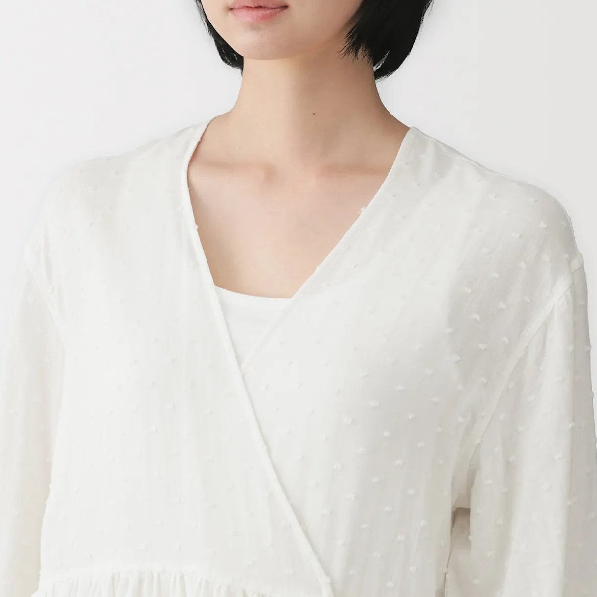 Cardigan long en double gaze à pois dobby pour femme