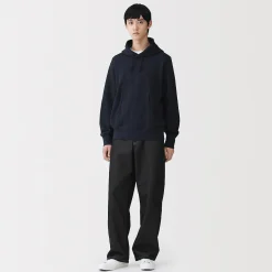 Chandail à capuchon en coton traditionnellement tricoté pour homme