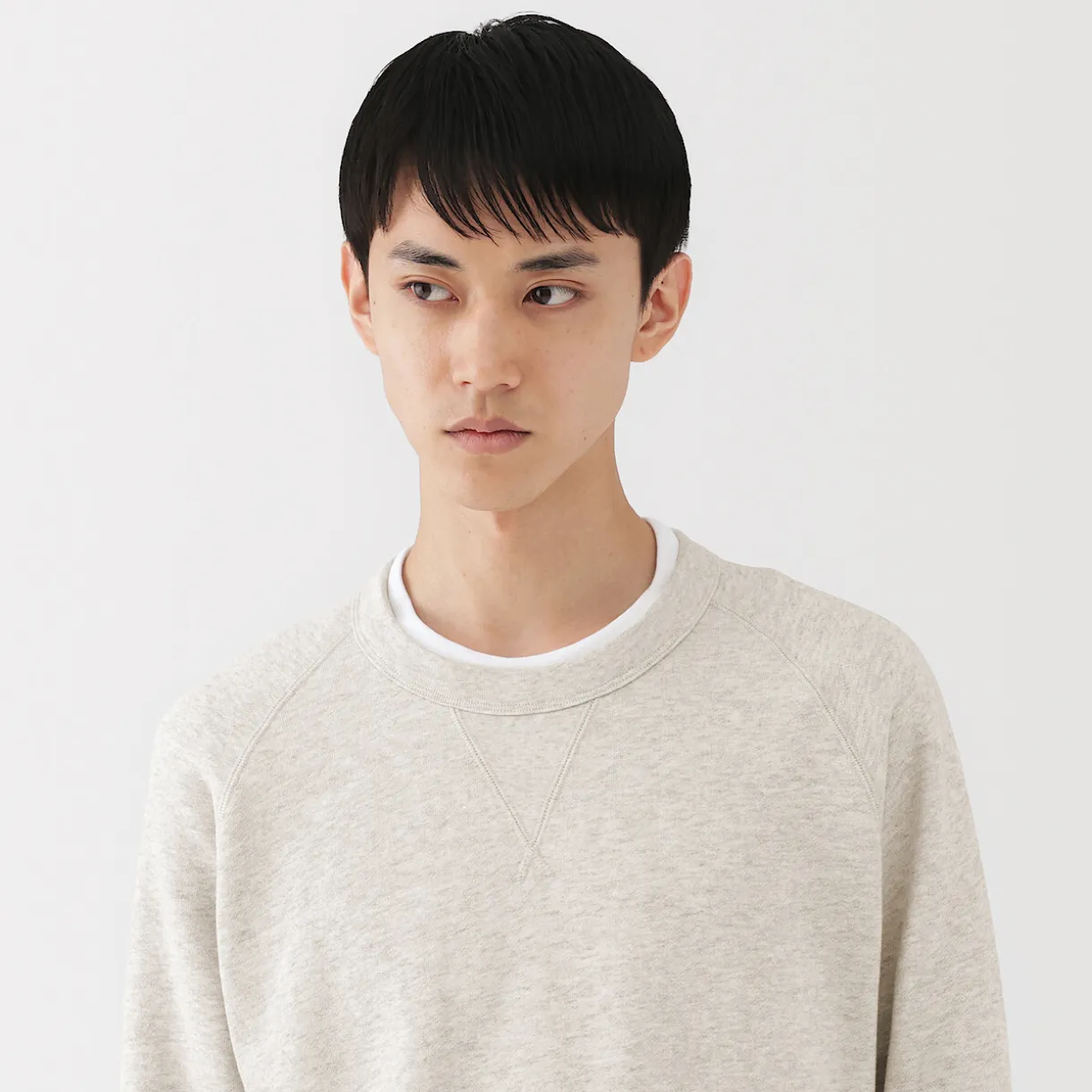 Chandail en coton traditionnellement tricoté pour homme