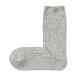Chaussettes en maille torsadée à angle droit