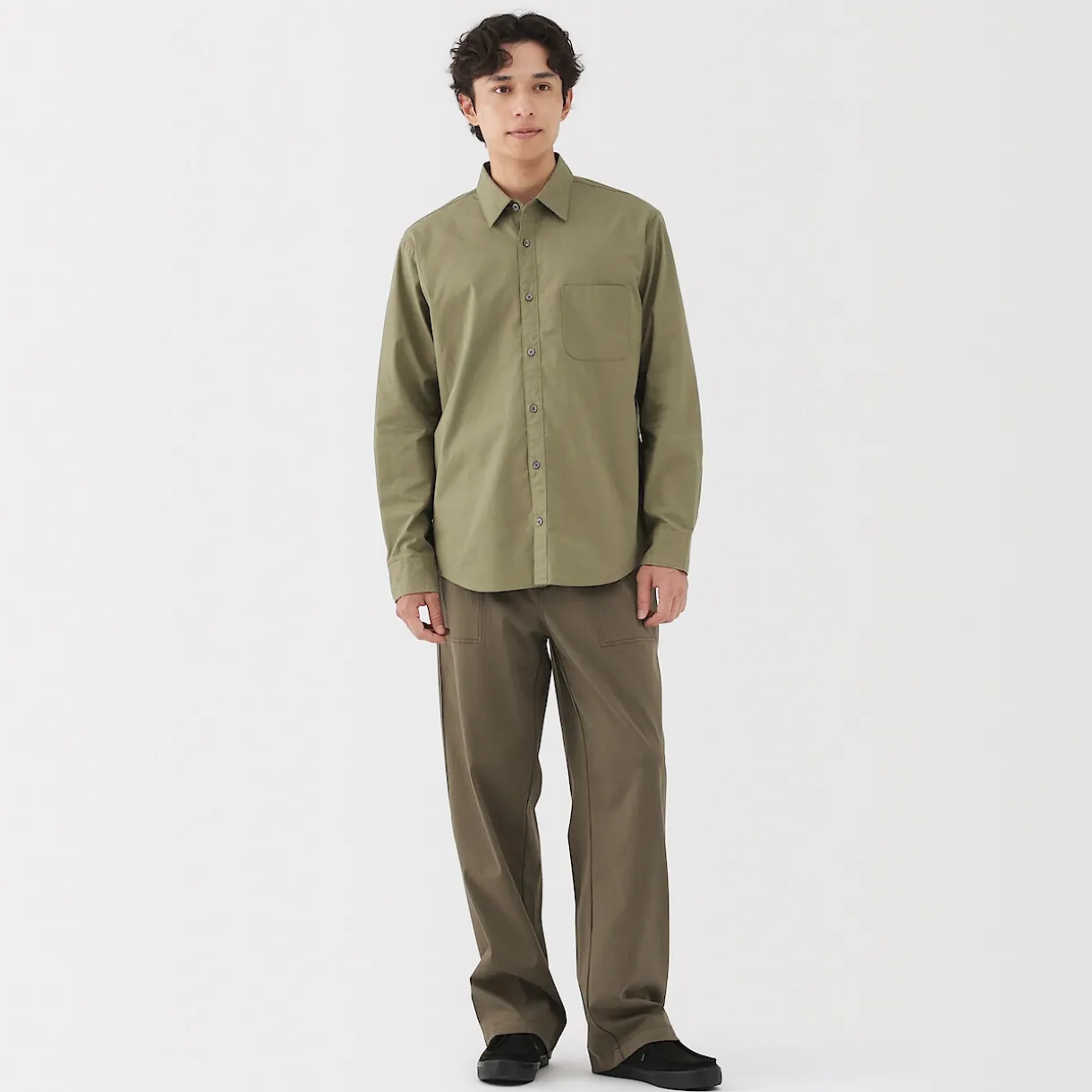 Chemise à manches longues en coton lavé homme