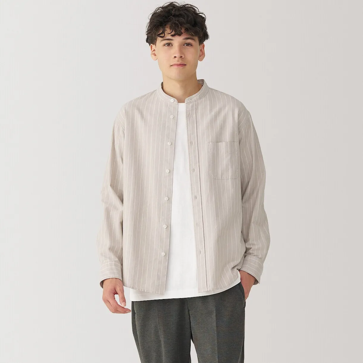 Chemise en coton Oxford lavé col officier pour homme…