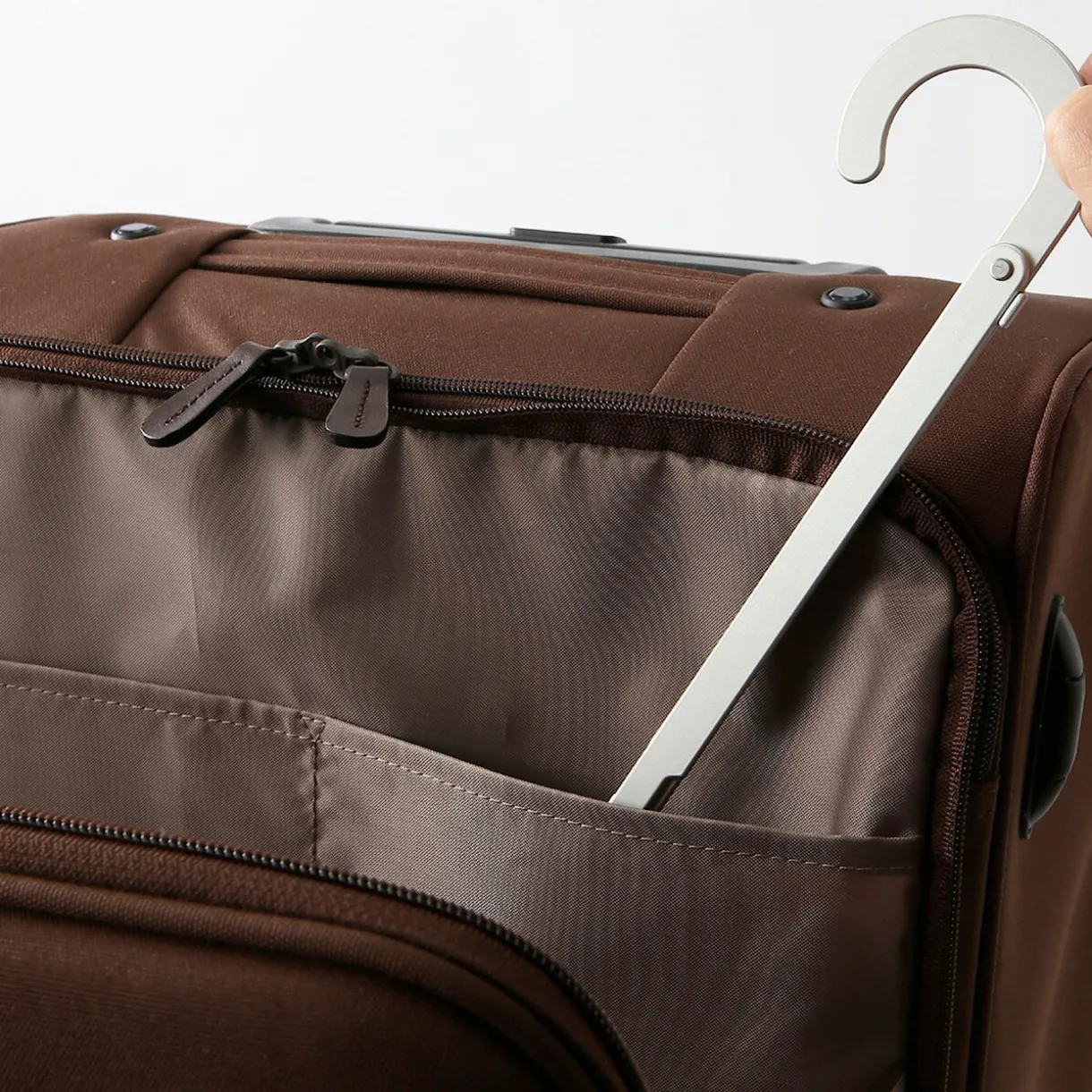 Cintre pliable en aluminium