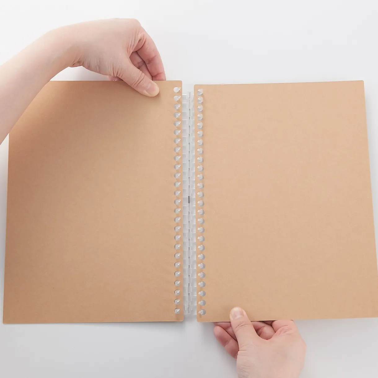 Couverture pour feuilles volantes ‐ B5