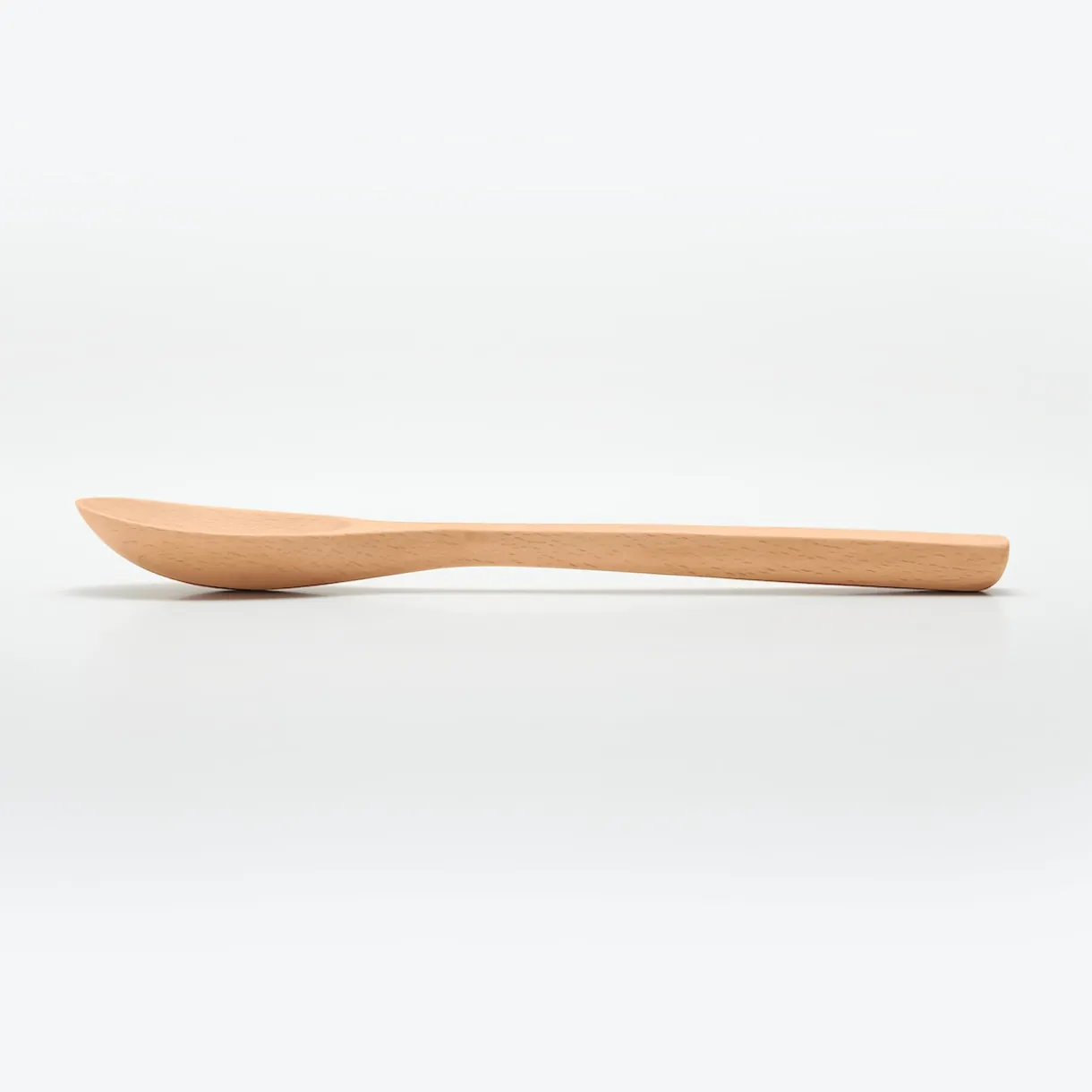 Cuillère à dessert en hêtre 16cm