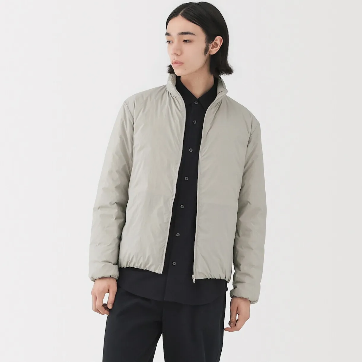 Doudoune légère pliable en nylon recyclé à col montant pour homme