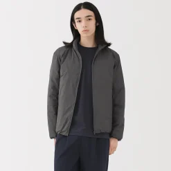 Doudoune légère pliable en nylon recyclé à col montant pour homme