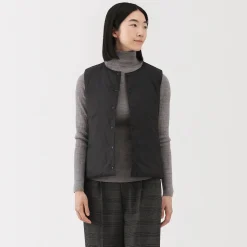 Doudoune légère pliable en nylon recyclé sans manche sans col pour femme