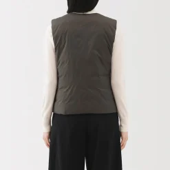 Doudoune légère pliable en nylon recyclé sans manche sans col pour femme