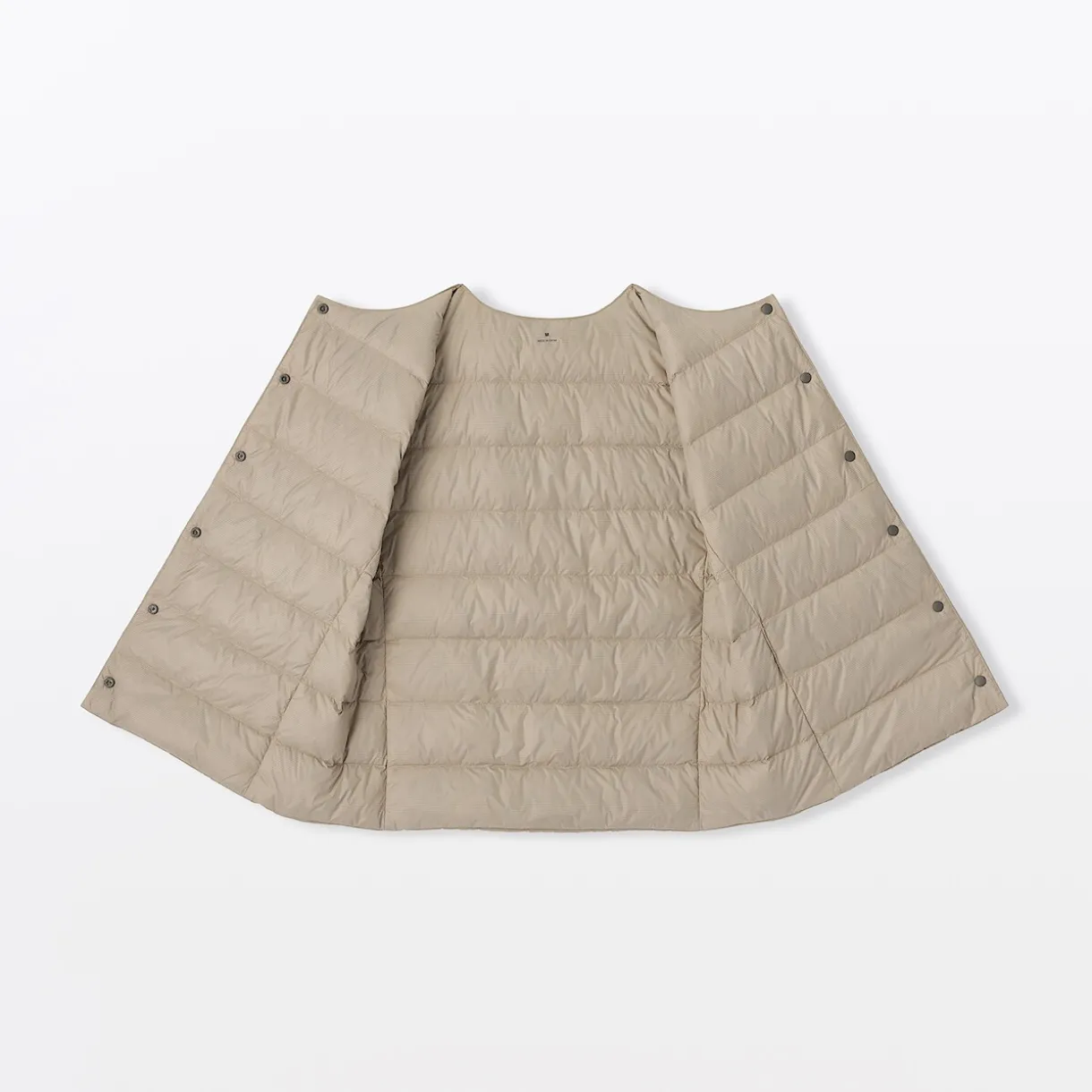 Doudoune légère pliable en nylon recyclé sans manche sans col pour femme