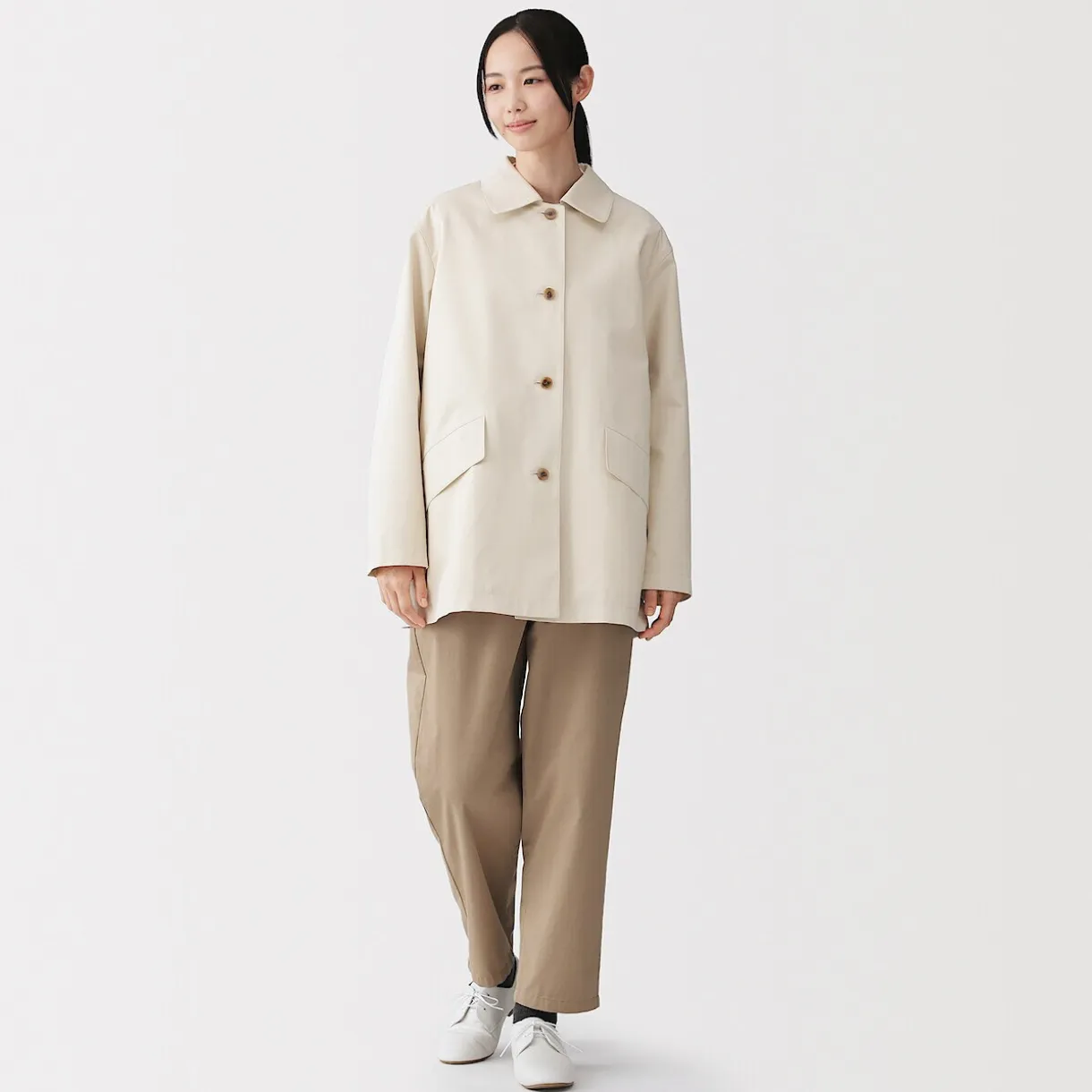 Manteau à col montant déperlant en sergé de coton pour femme