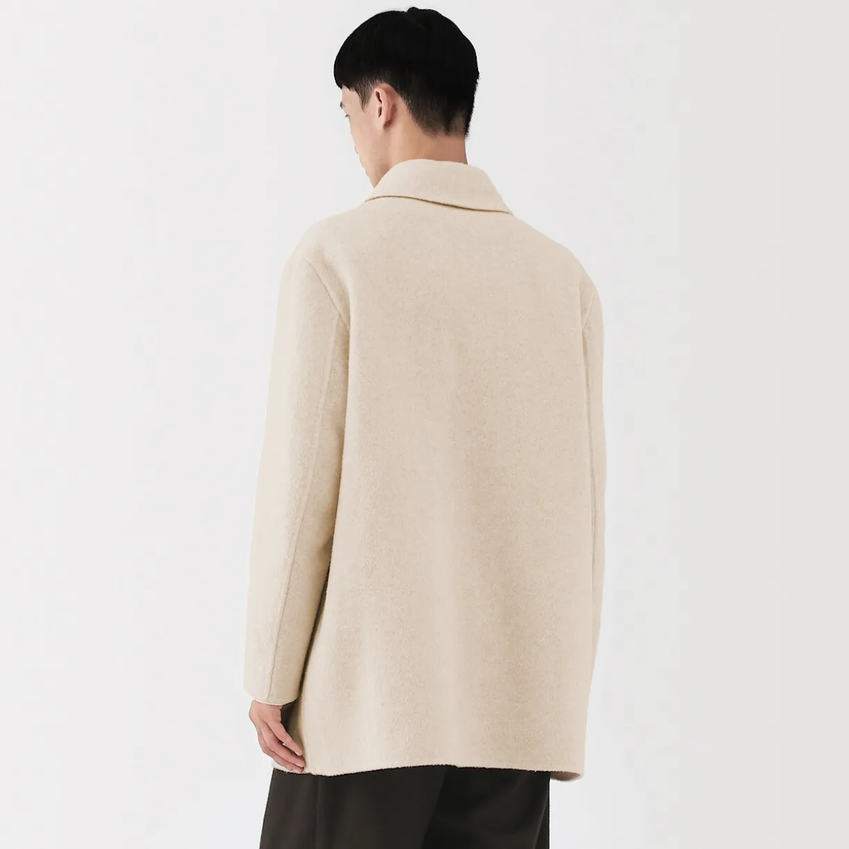 Manteau droit en cachemire recyclé pour homme