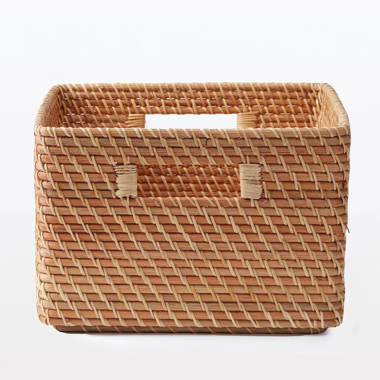 Panier carré en rotin L35X P36X H24cm