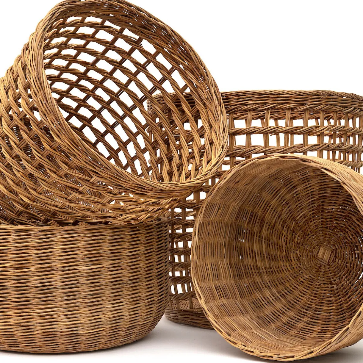 Panier rond en rotin à tissage ouvert M