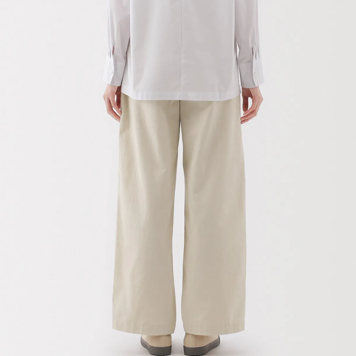 Pantalon chino long à pinces en coton coupe large pour femme