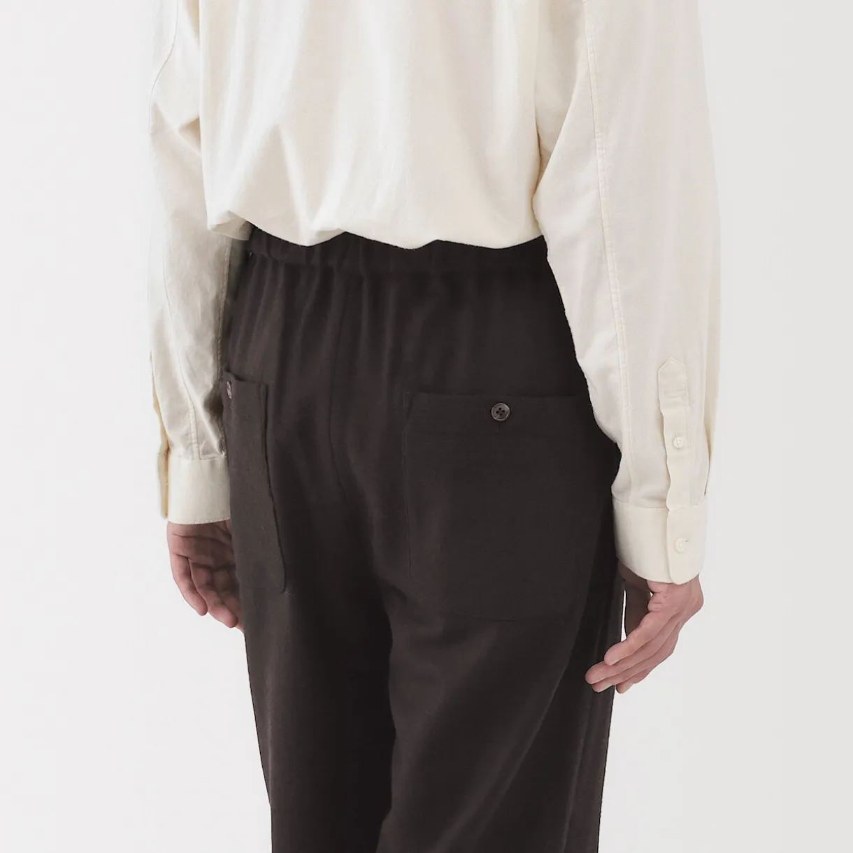 Pantalon confortable en mélange de cachemire recyclé pour homme