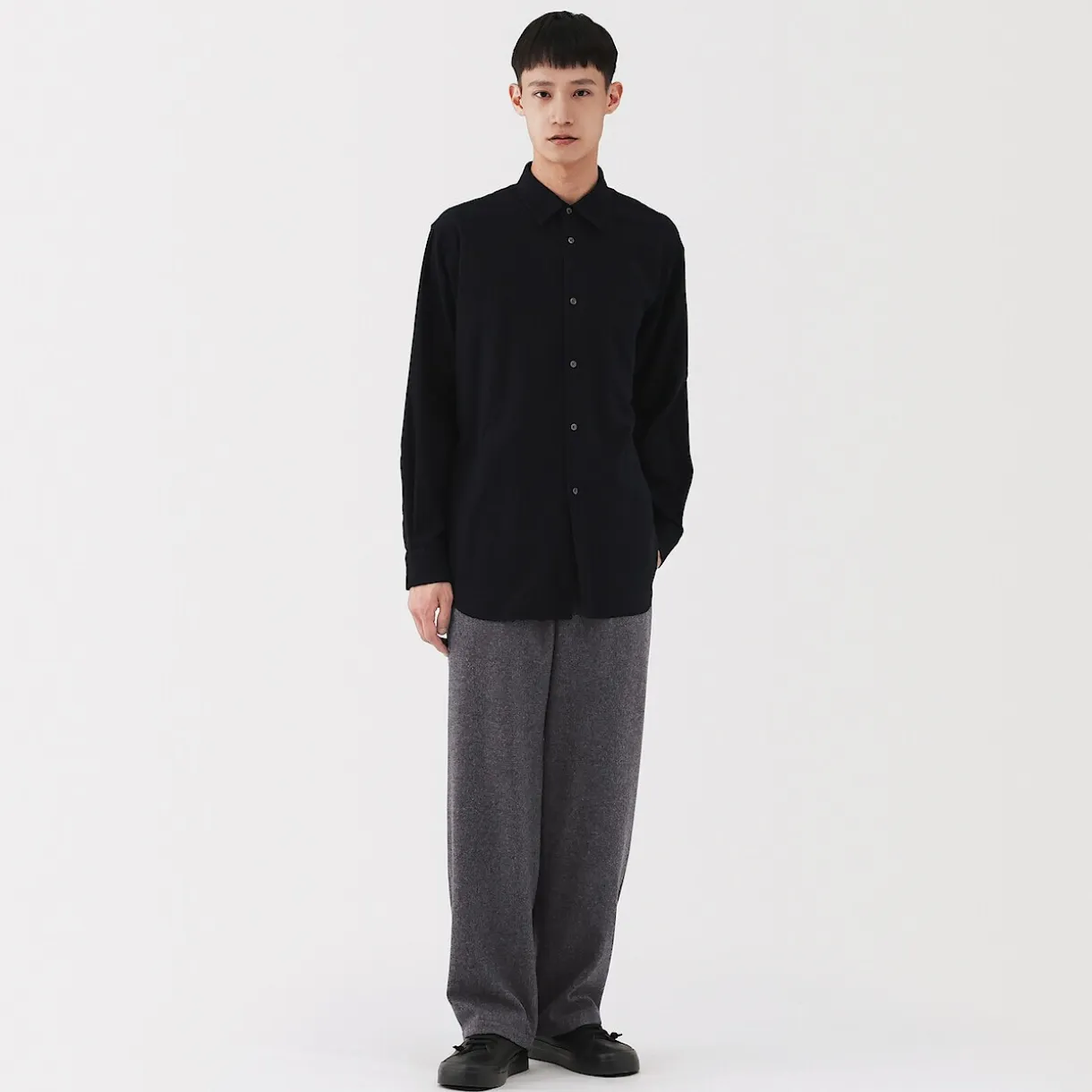 Pantalon confortable en mélange de cachemire recyclé pour homme