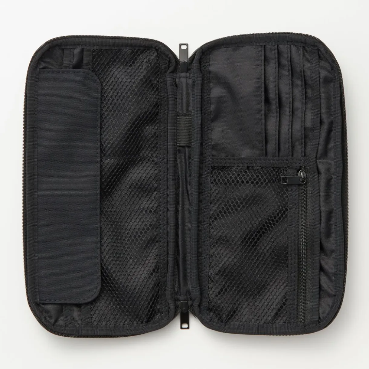 Pochette de voyage