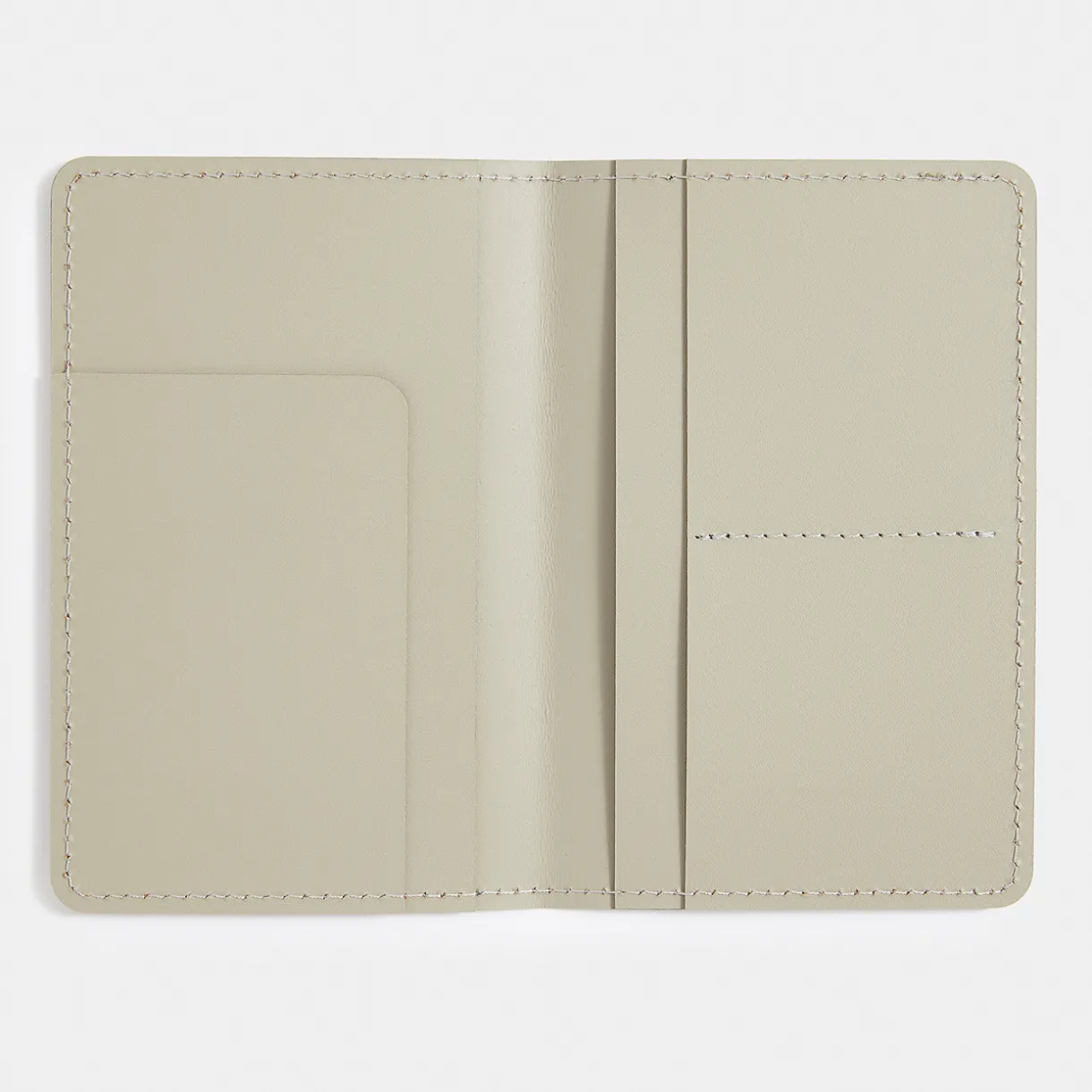 Porte‐passeport en cuir recyclé - Grigio Cenere