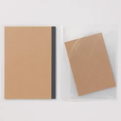 Protège‐carnet avec poches en polypropylène