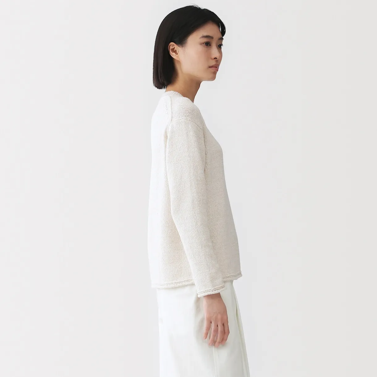 Pull à col ras du cou bouclé en mélange de coton pour femme