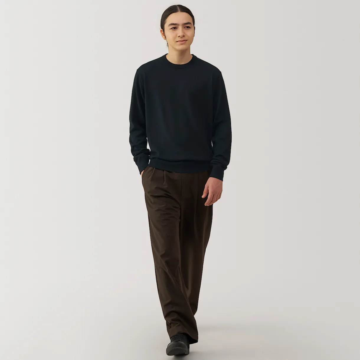 Pull à col rond en laine tricot fin pour homme
