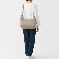 Sac à main déperlant, porté à l'épaule ou en bandoulière