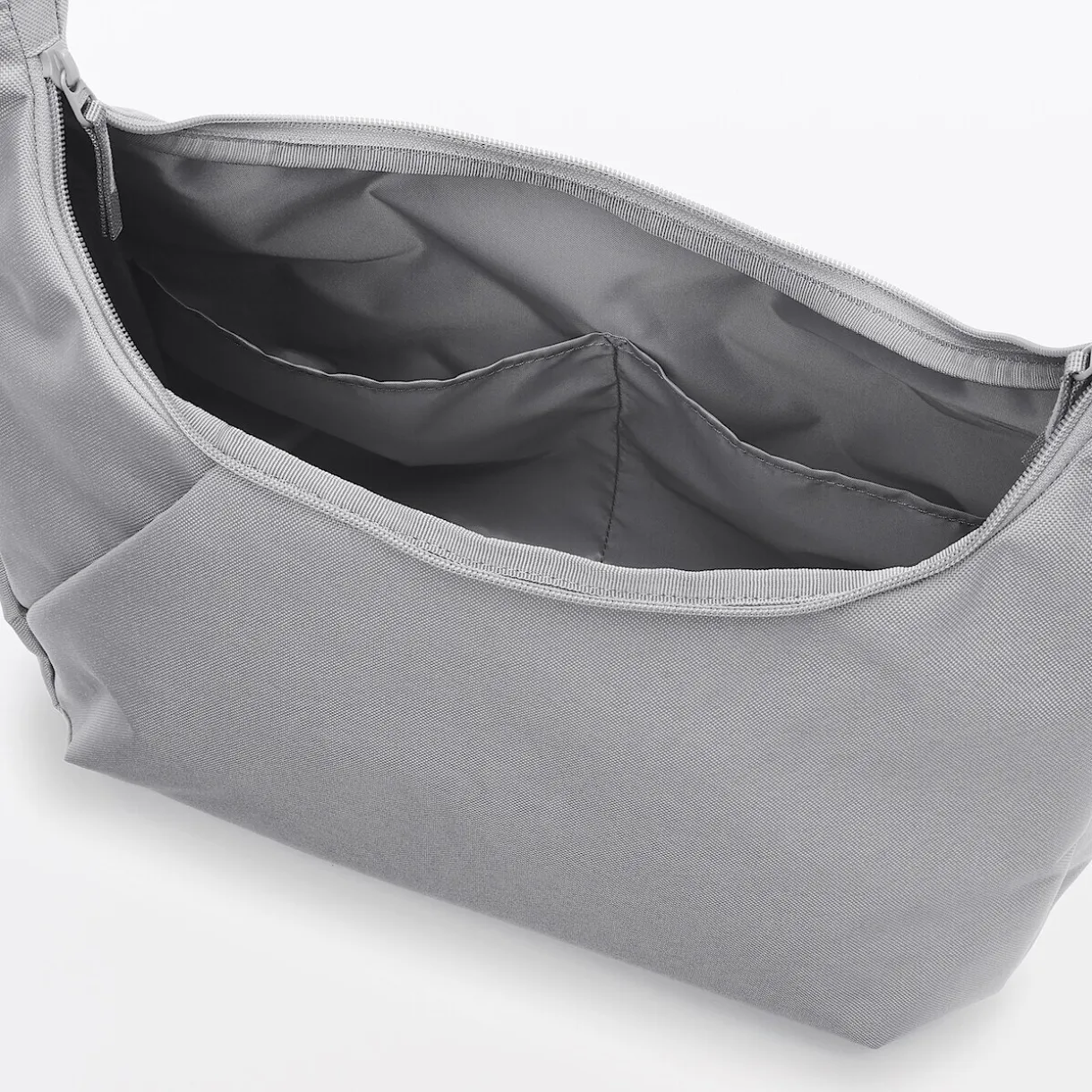 Sac à main déperlant, porté à l'épaule ou en bandoulière