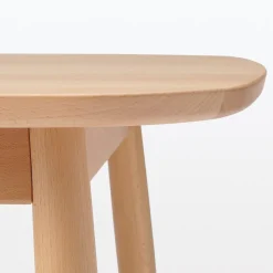 Table en être massif à pieds arrondis ‐ Grande