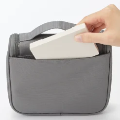 Trousse de toilette à suspendre