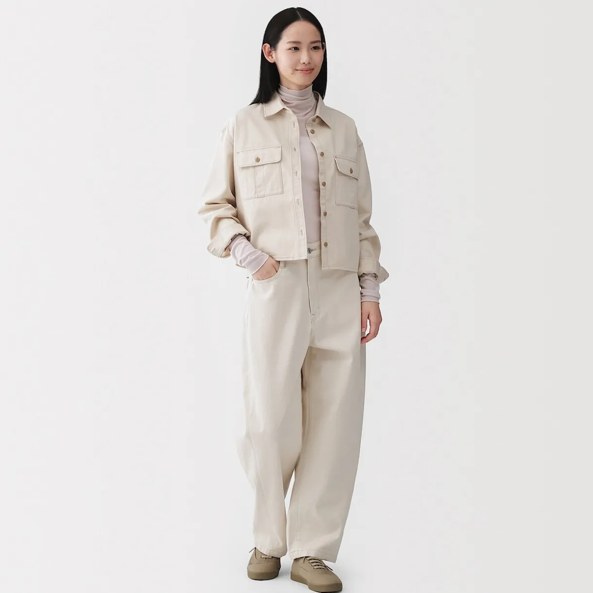 T-shirt à col roulé transparent à manches longues en mélange de lyocell pour femme