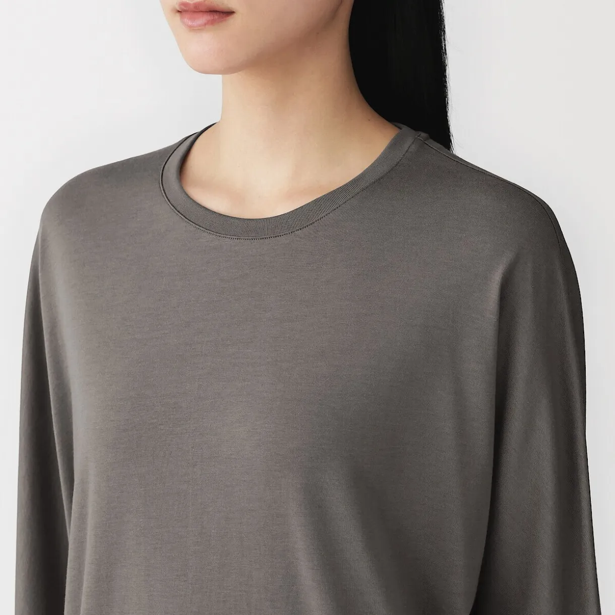 T-shirt à manches longues chauve-souris en jersey lyocell pour femme