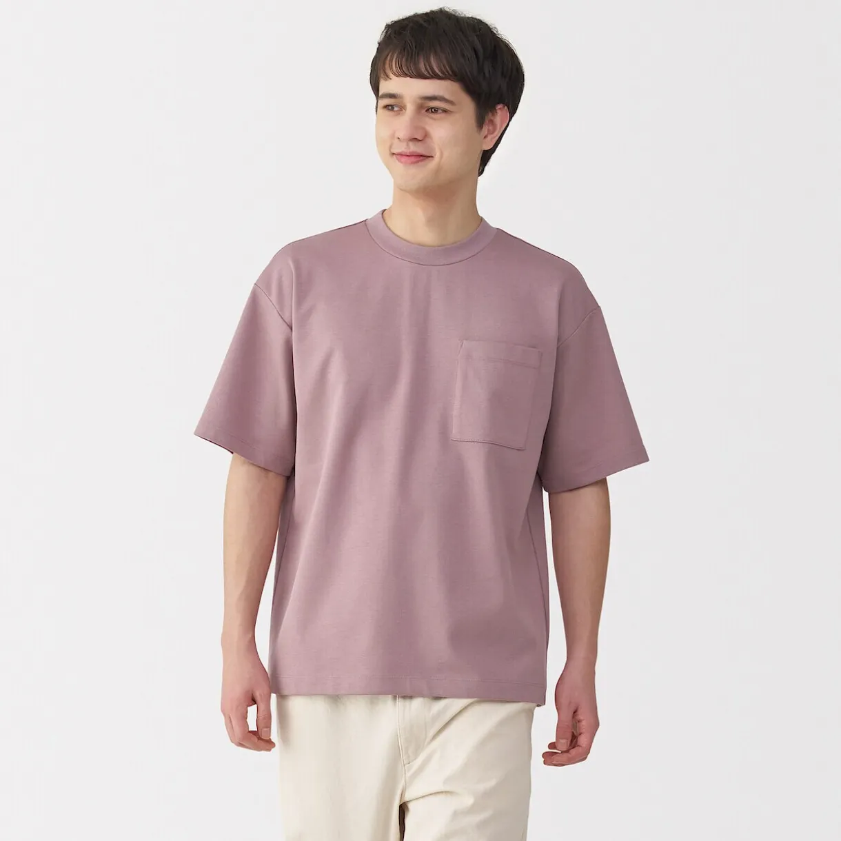 T‐shirt Cool Touch à poche coupe Relax pour homme.
