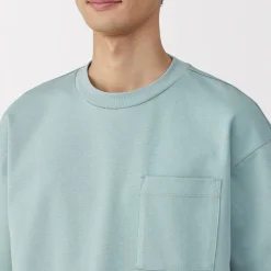 T‐shirt Cool Touch à poche coupe Relax pour homme.
