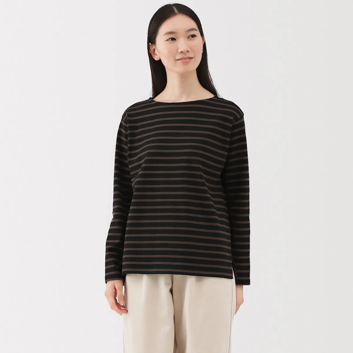 T‐shirt en coton épais manches longues col bateau pour femme