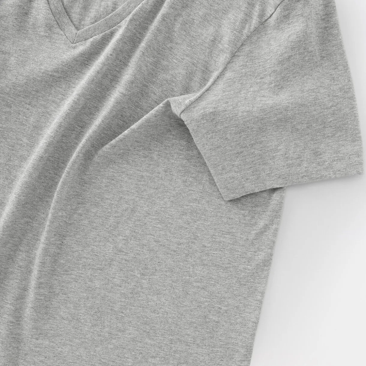 T-shirt en coton recyclé sans coutures latérales à col en V - lot de 2, pour homme