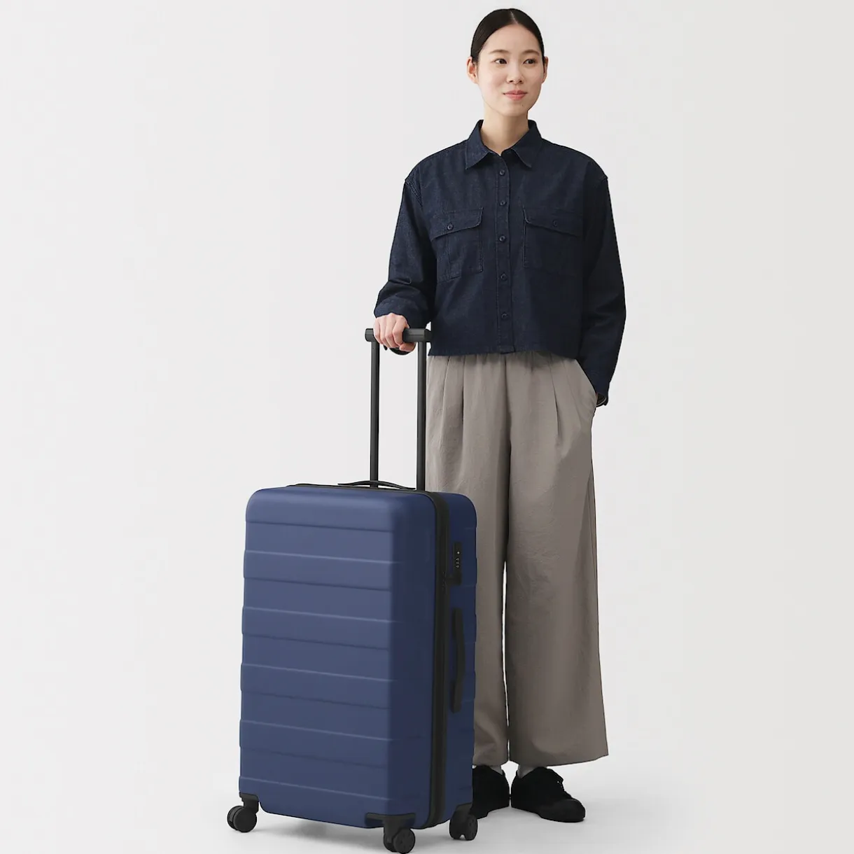 Valise rigide 75L, Moyenne