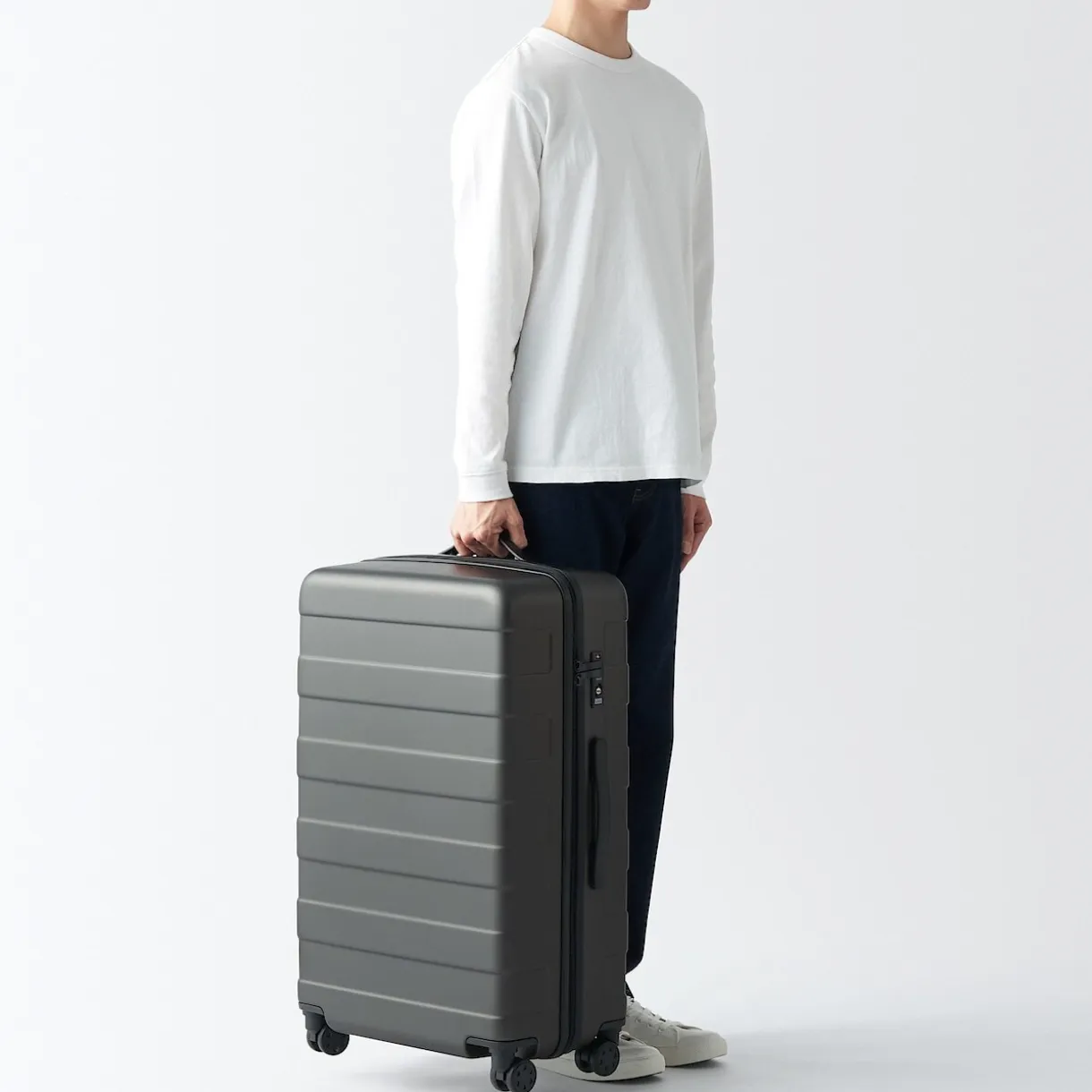Valise rigide 75L, Moyenne