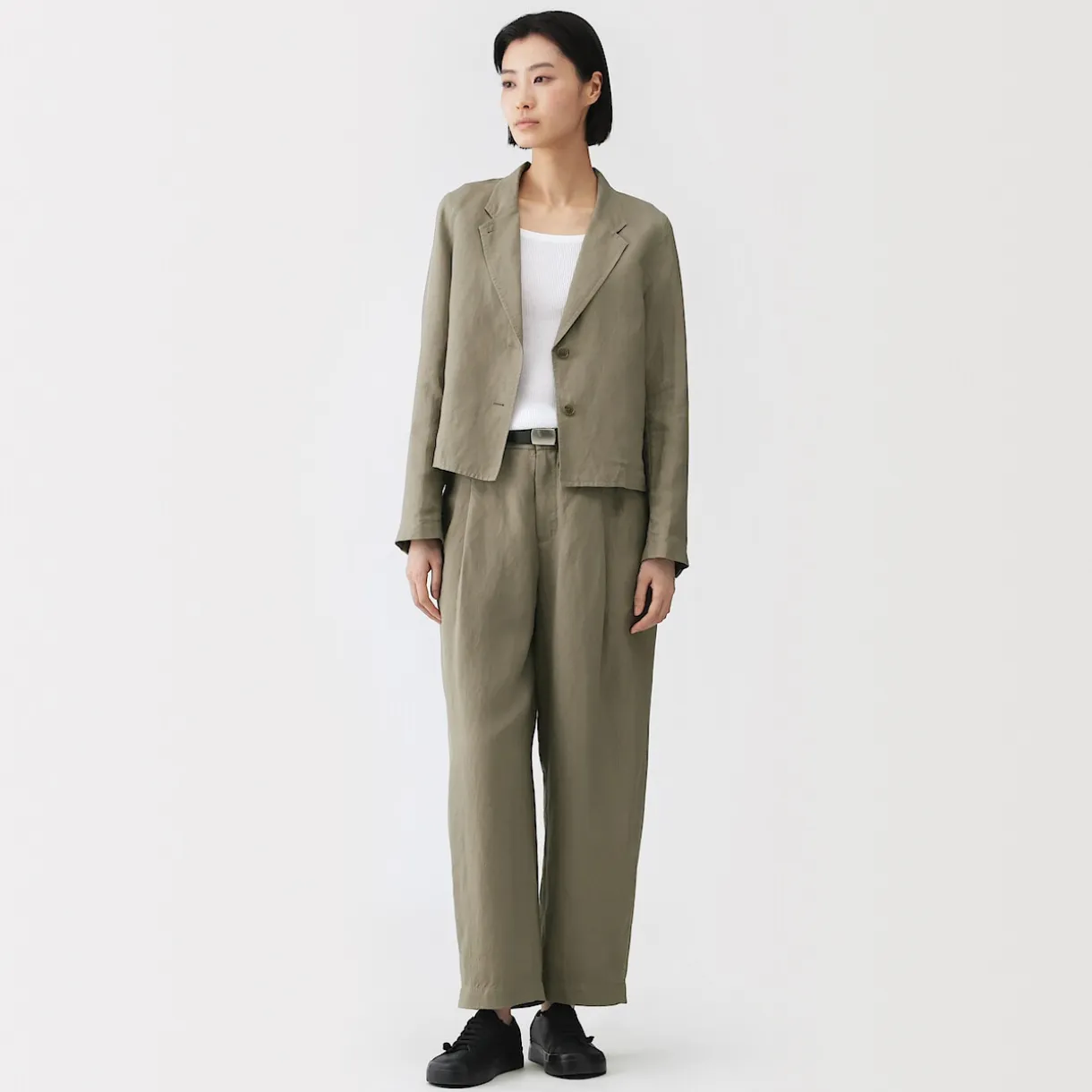 Veste courte en lin et lyocell pour femme